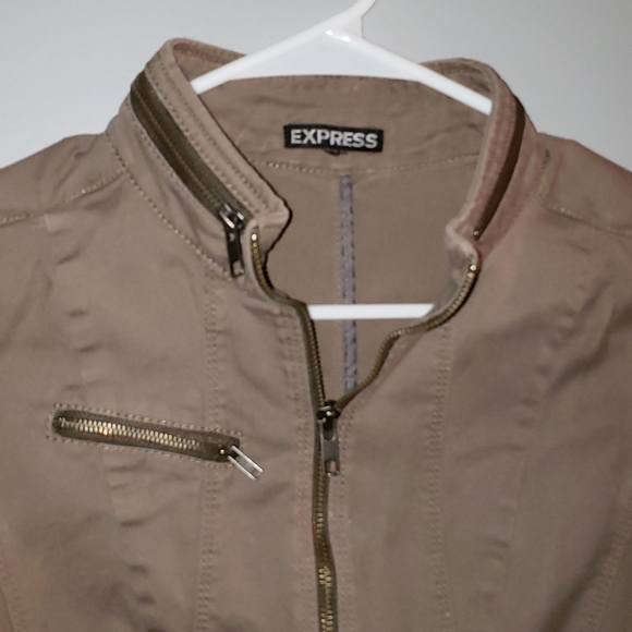 Jacket - Picture 2 of 3